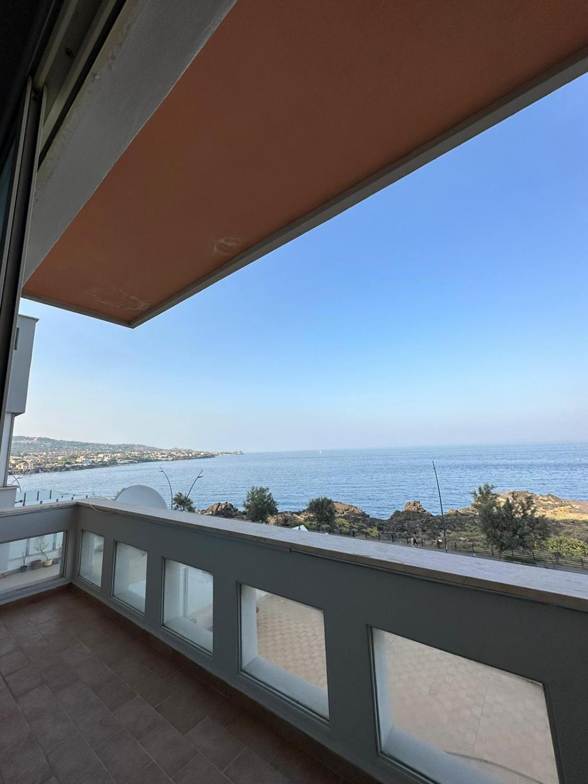 Perla Marina Sea View Apartment Aeroporto di Catania Fontana Rossa Esterno foto