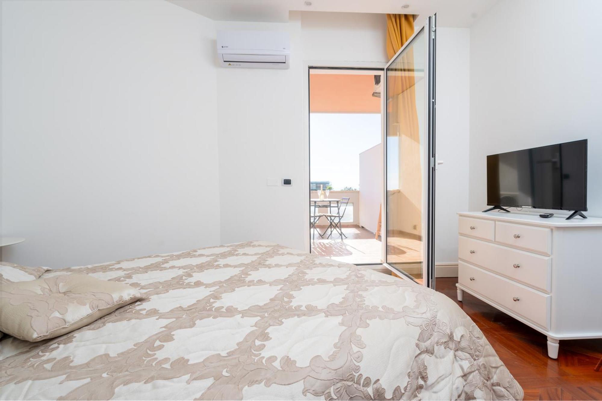 Perla Marina Sea View Apartment Aeroporto di Catania Fontana Rossa Esterno foto