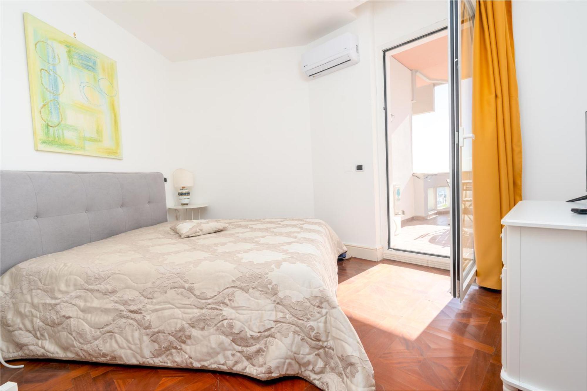 Perla Marina Sea View Apartment Aeroporto di Catania Fontana Rossa Esterno foto