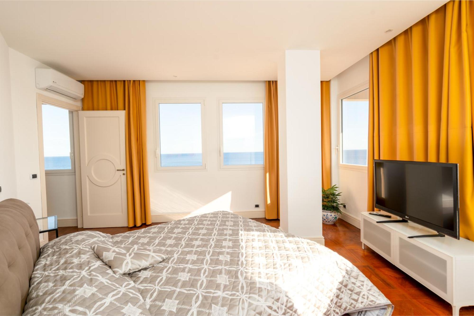 Perla Marina Sea View Apartment Aeroporto di Catania Fontana Rossa Esterno foto